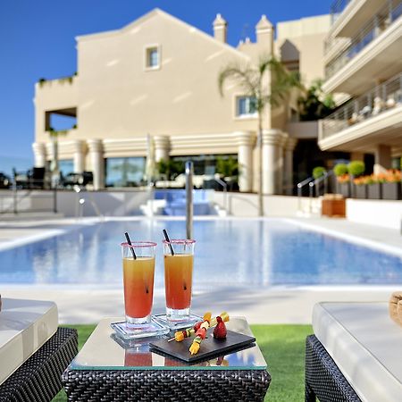 ヴィンチ セレクシオン アレイサ ホテル ブティック&スパ ベナルマデナ エクステリア 写真 The pool at the hotel