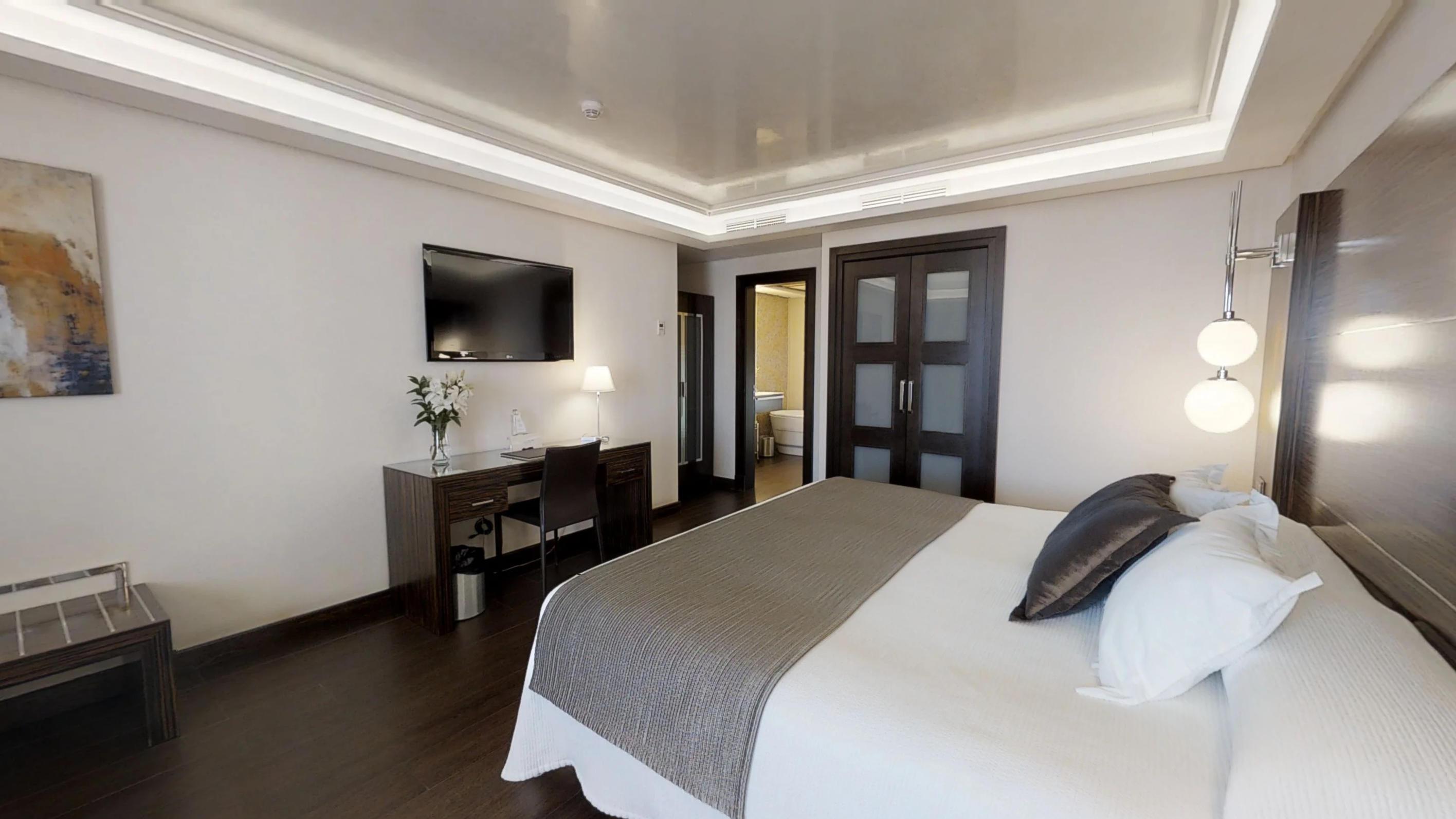 ヴィンチ セレクシオン アレイサ ホテル ブティック&スパ ベナルマデナ エクステリア 写真 A room at the hotel