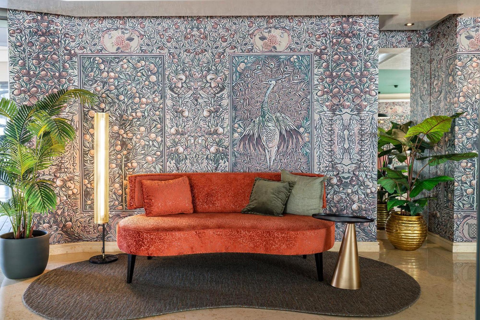 ヴィンチ セレクシオン アレイサ ホテル ブティック&スパ ベナルマデナ エクステリア 写真 The lobby of the hotel