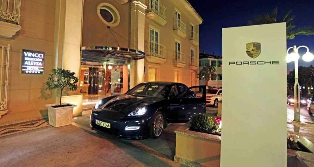 ヴィンチ セレクシオン アレイサ ホテル ブティック&スパ ベナルマデナ エクステリア 写真 Porsche Museum